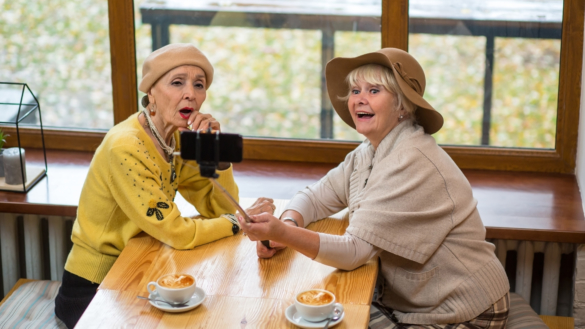 Lhbtq-personer hamnar mellan stolarna inom äldreforskningen